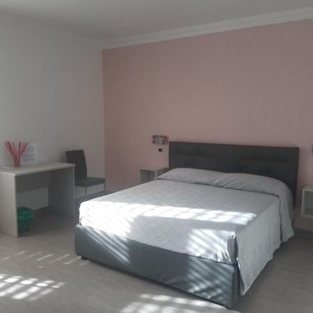 Alba De Mar B&B Розето-Капо-Спулико Экстерьер фото