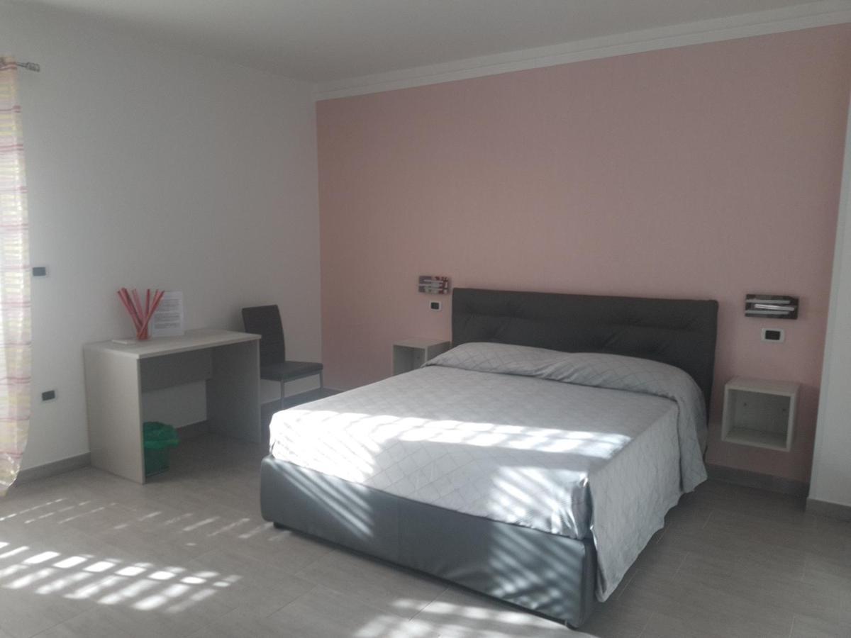 Alba De Mar B&B Розето-Капо-Спулико Экстерьер фото